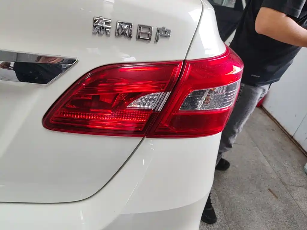 Nissan Sylphy — миниатюра 8