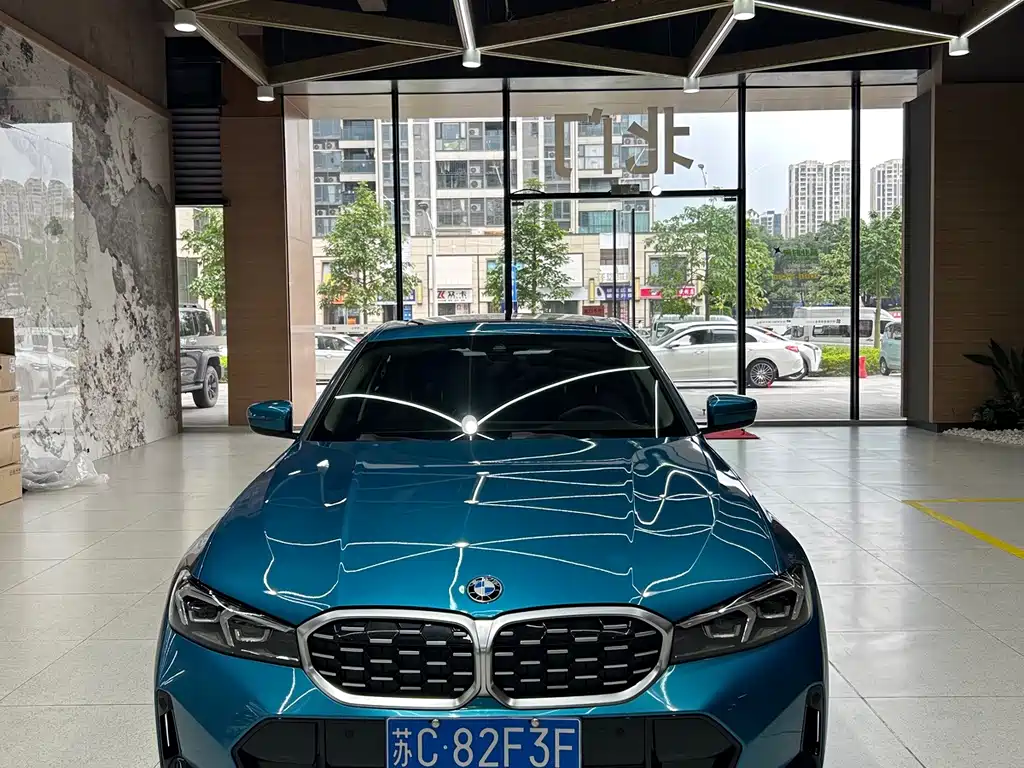BMW 3 Series — миниатюра 2