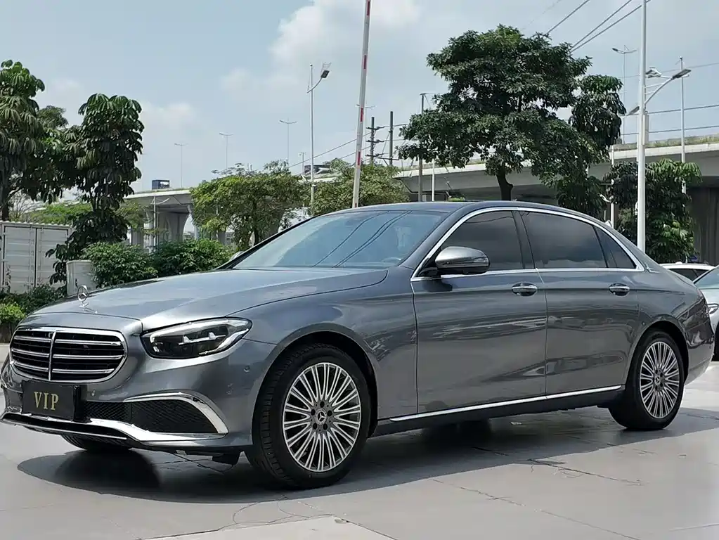 Mercedes-Benz E-Class 2021