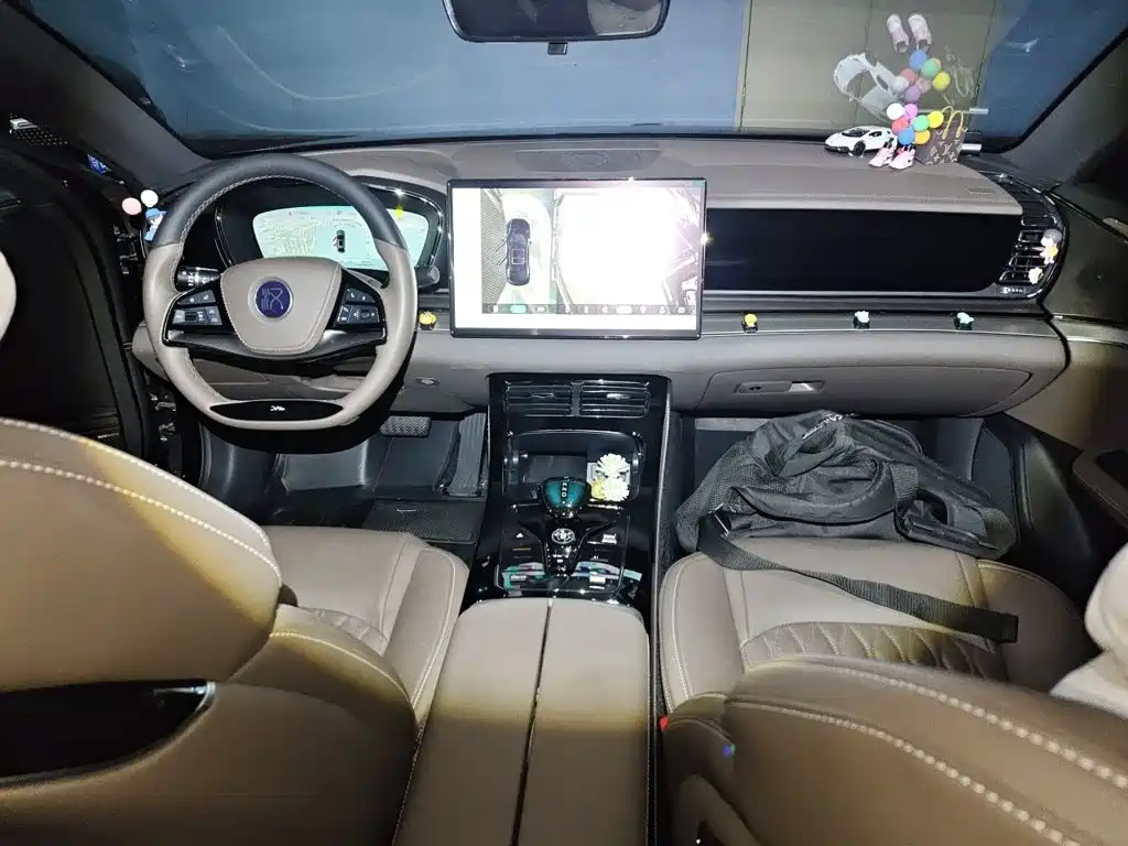 BYD Han — миниатюра 10