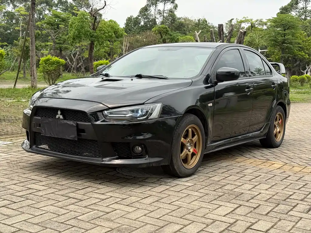 Mitsubishi Lancer EX 2014