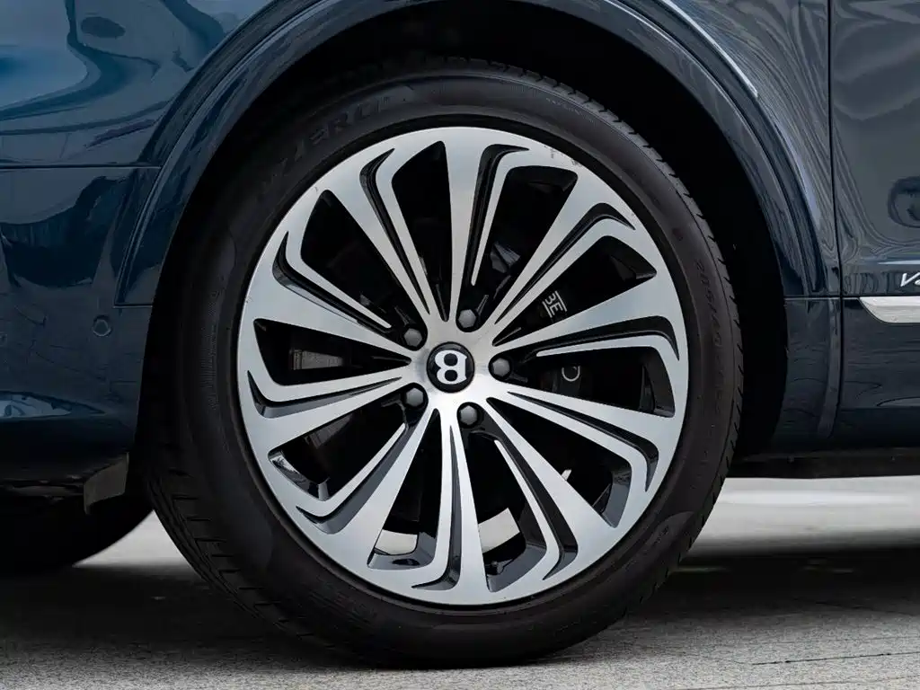 Bentley Bentayga 2022 4.0T V8