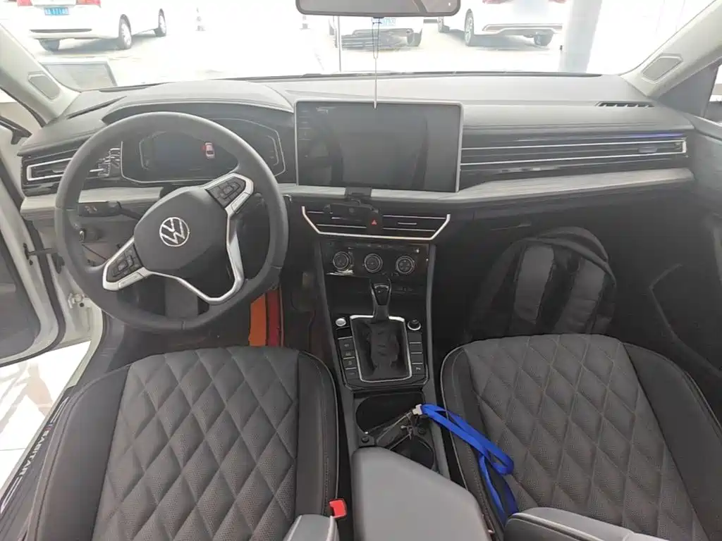 Volkswagen Sagitar — миниатюра 10
