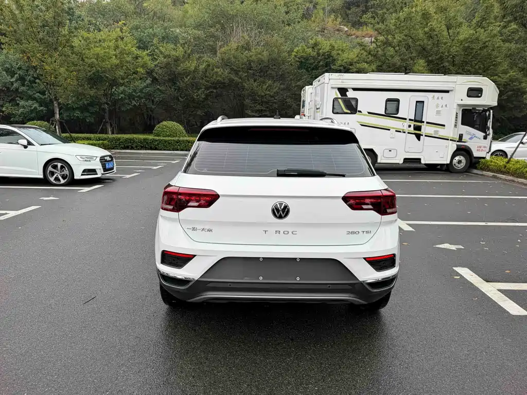 Volkswagen T-Roc — миниатюра 9