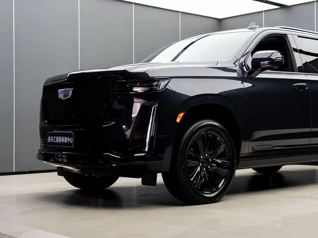 Cadillac Escalade — миниатюра 5