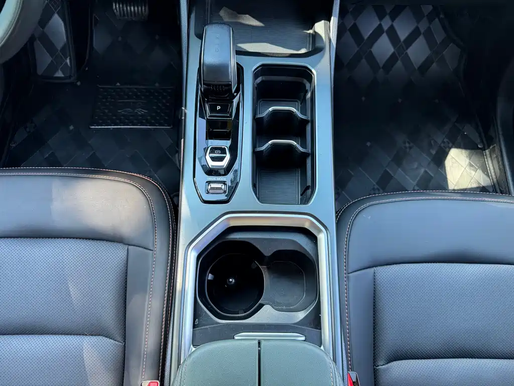 Geely Haoyue L — миниатюра 9