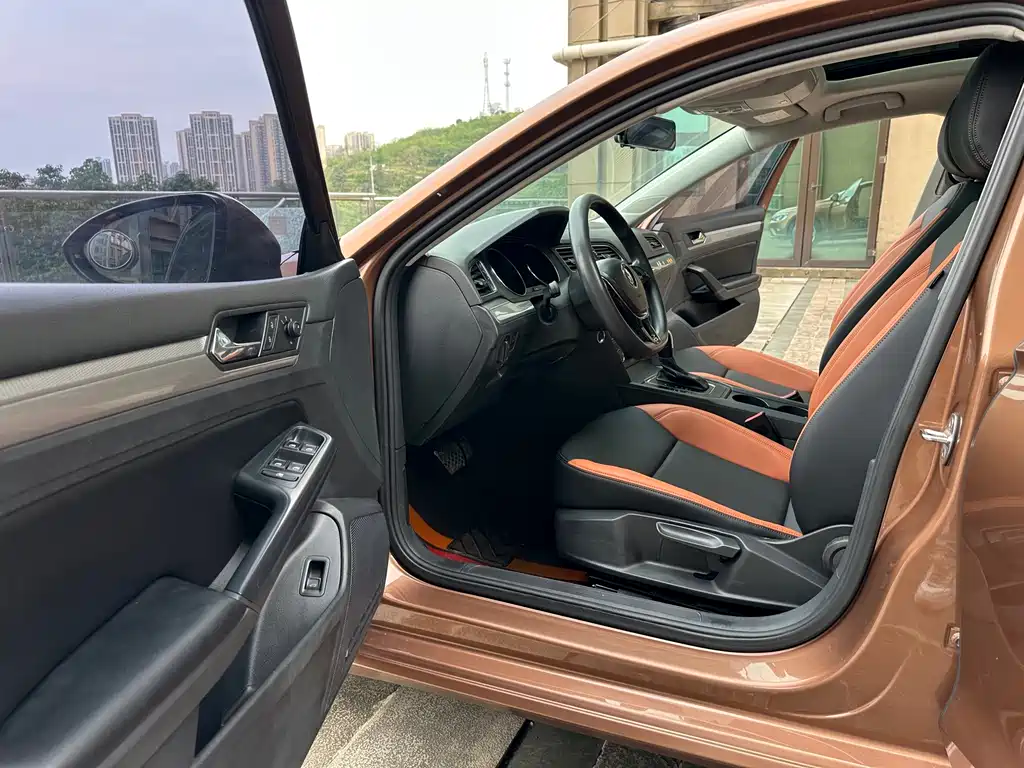 Volkswagen Lamando — миниатюра 6