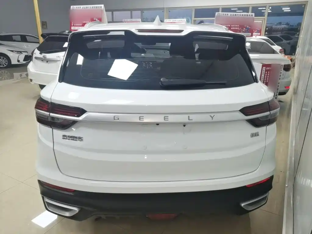 Geely Binyue — миниатюра 7