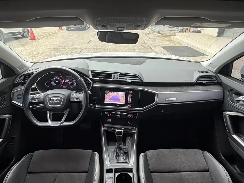 Audi Q3 — миниатюра 15