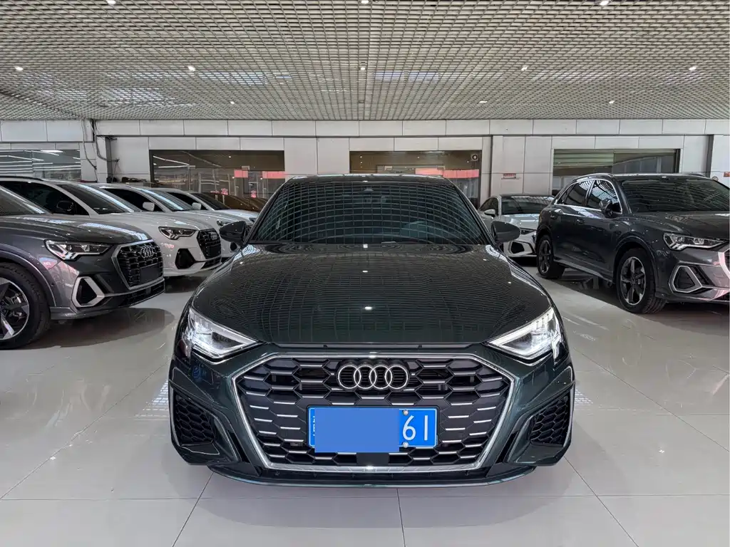 Audi A3 2023 Sportback 35 TFSI Fashion Sport