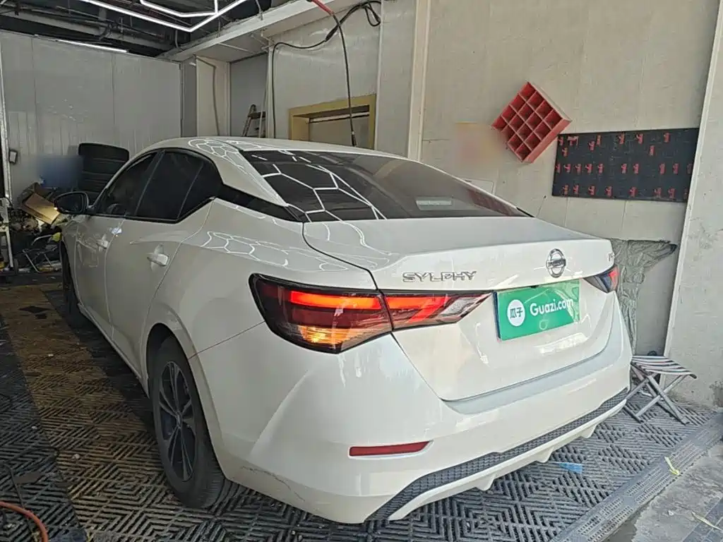 Nissan Sylphy — миниатюра 5