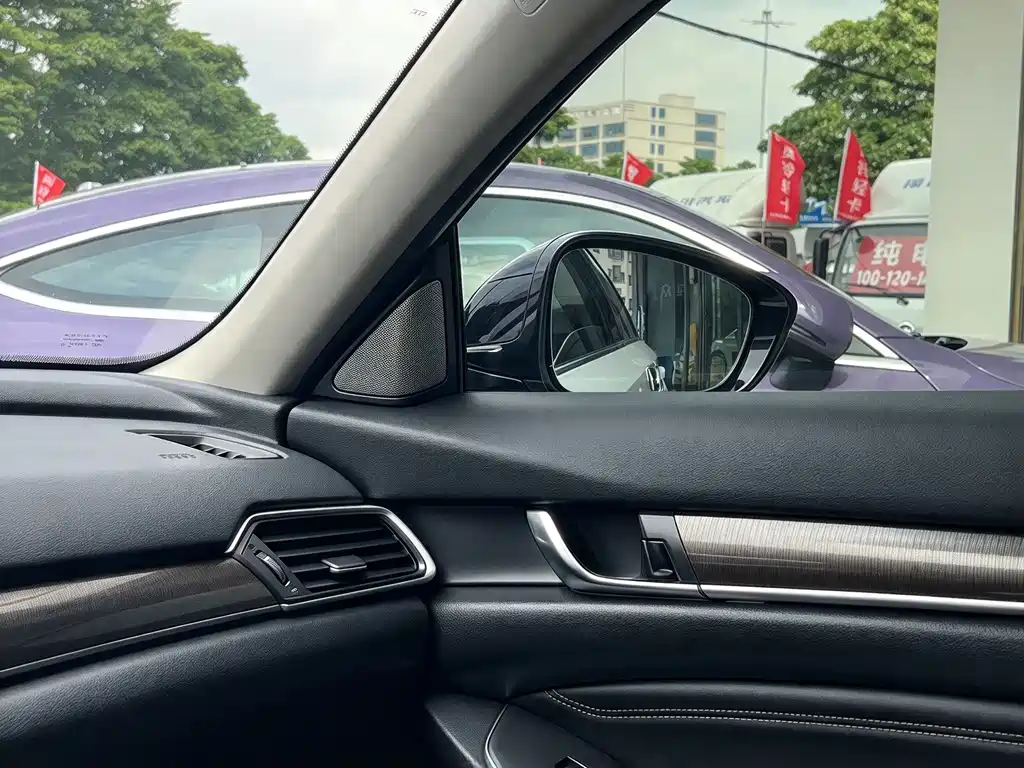 Honda Accord — миниатюра 14