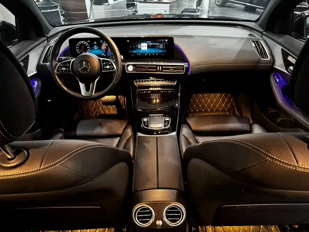 Mercedes-Benz EQC — миниатюра 17