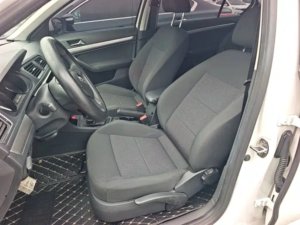 Volkswagen Lavida — миниатюра 15