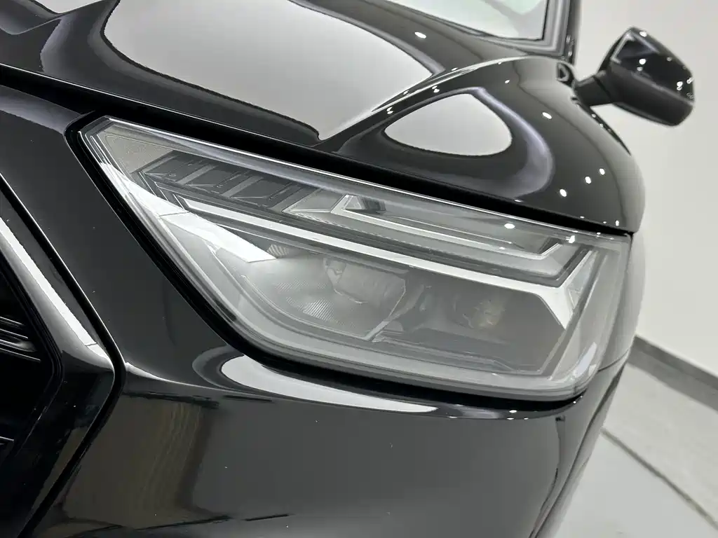 Audi Q5L — миниатюра 20