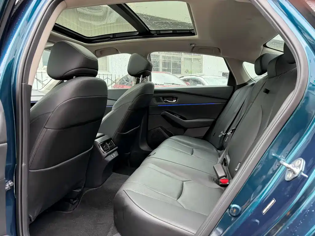 Honda Accord — миниатюра 6