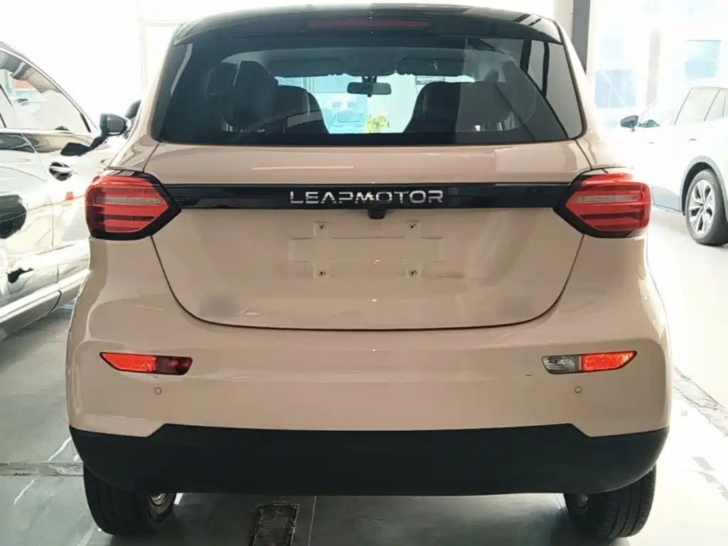 Leapmotor Leapmotor T03 — миниатюра 6