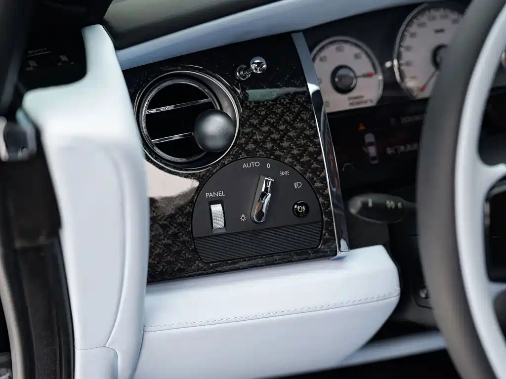Rolls-Royce Wraith — миниатюра 15