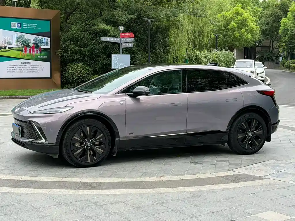 Buick E4