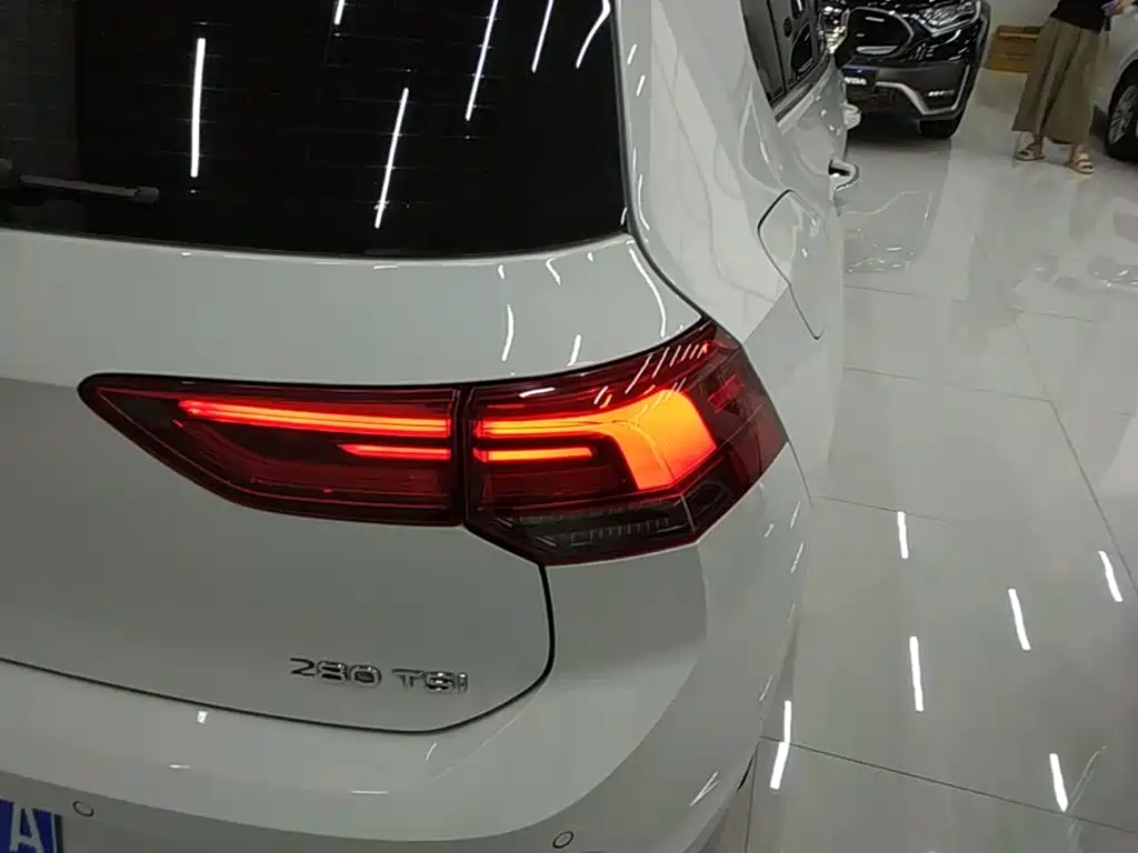 Volkswagen Golf — миниатюра 8