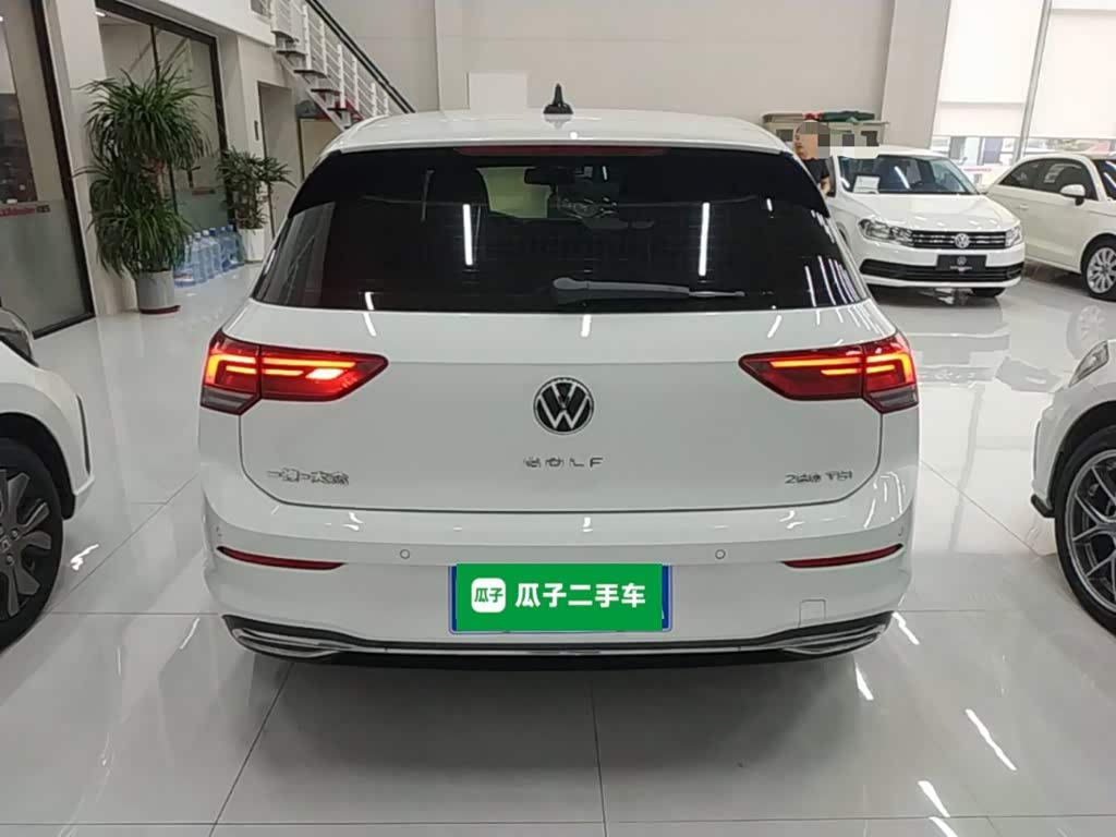 Volkswagen Golf 1.4 л 2022 г. Белый, пробег 47300 км