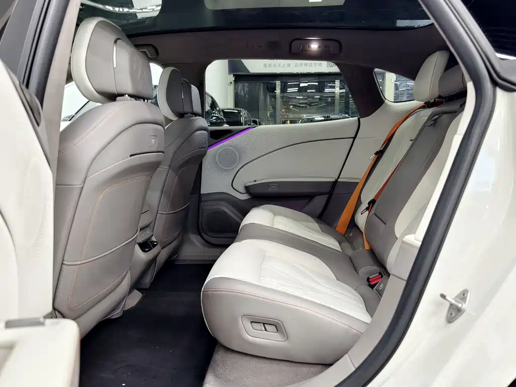 ZEEKR EXTREME KRYPTON 007GT