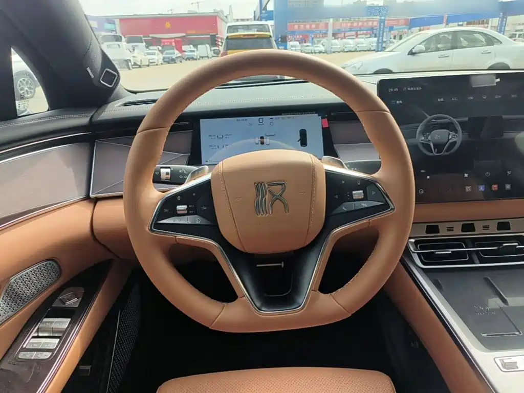 BYD Han L — миниатюра 11