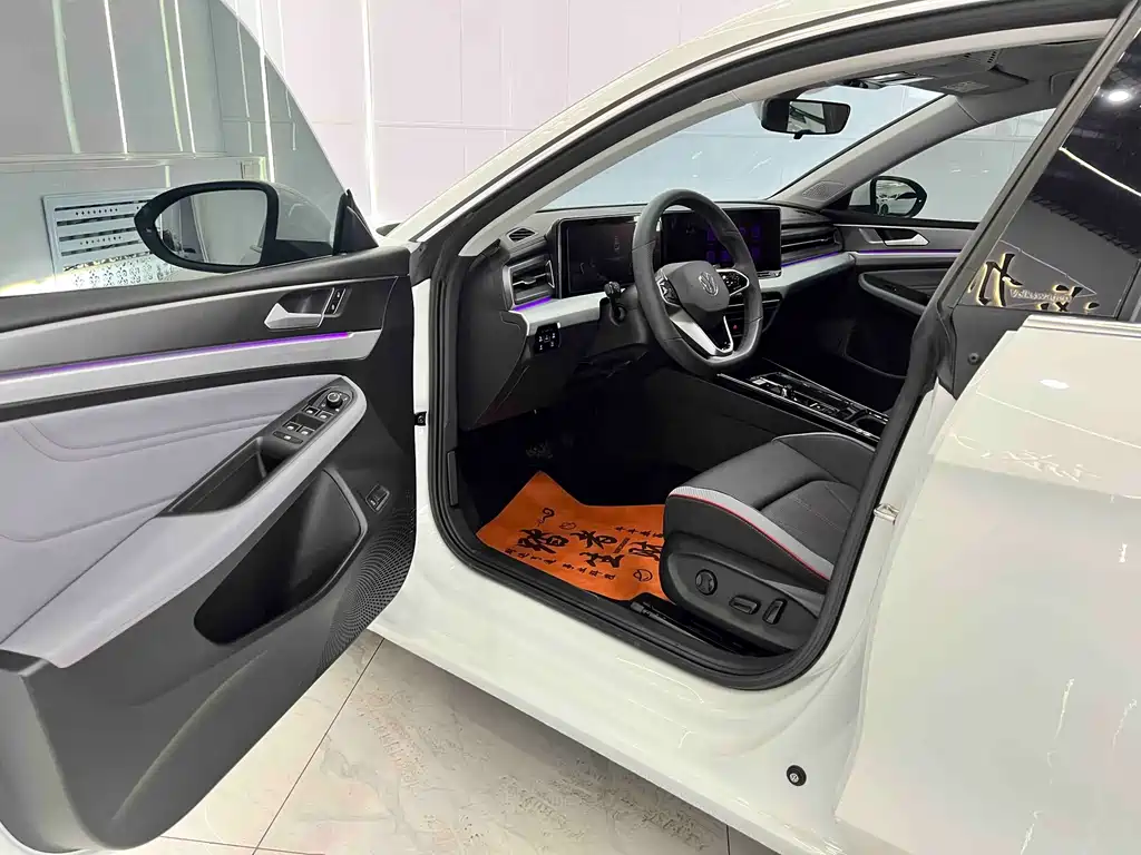 Volkswagen Lamando 2023 L 280TSI DSG