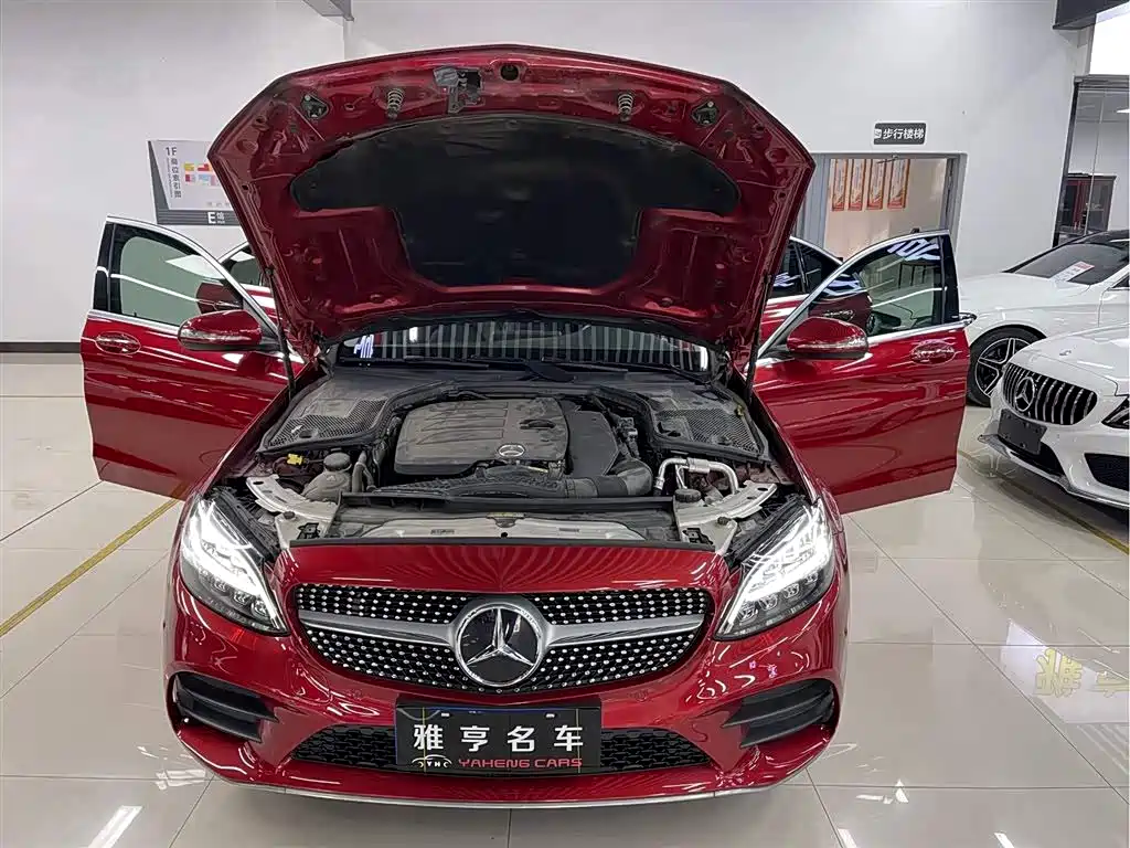 Mercedes-Benz C-Class — миниатюра 13