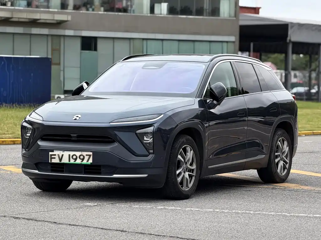 NIO ES6