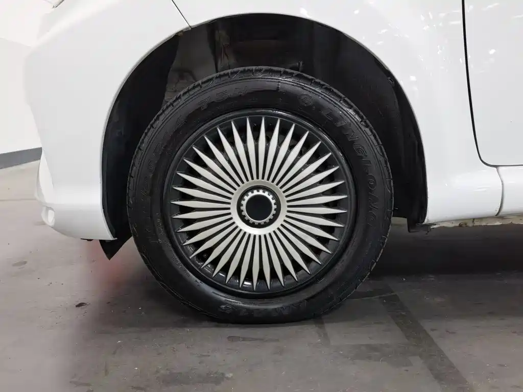 BYD e1 — миниатюра 17