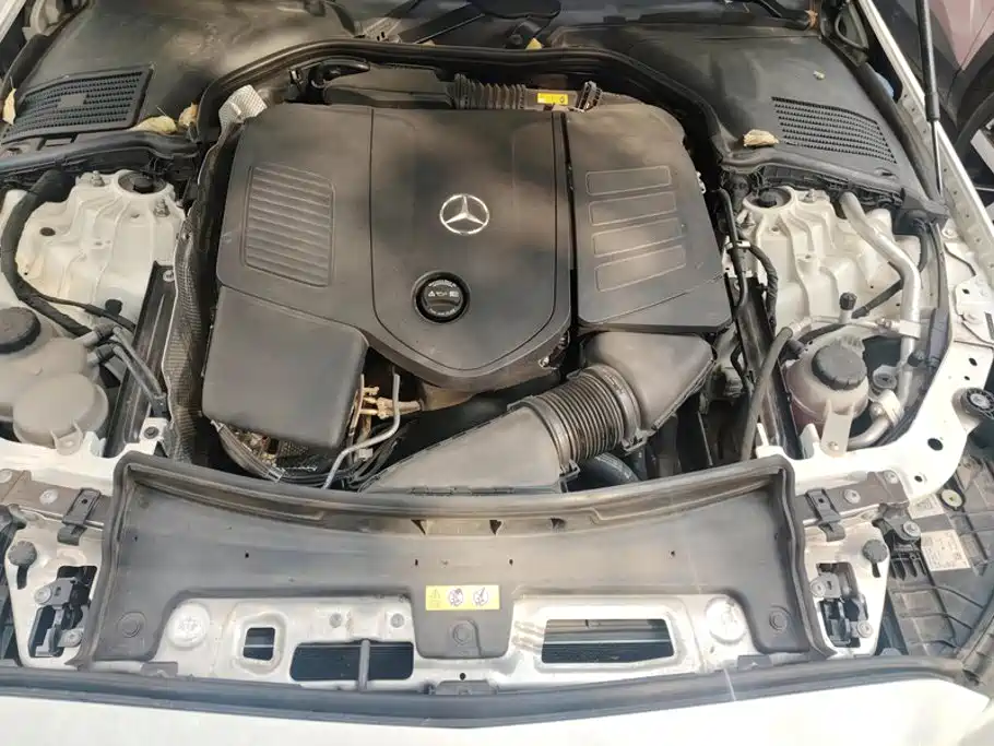 Mercedes-Benz C-Class — миниатюра 9