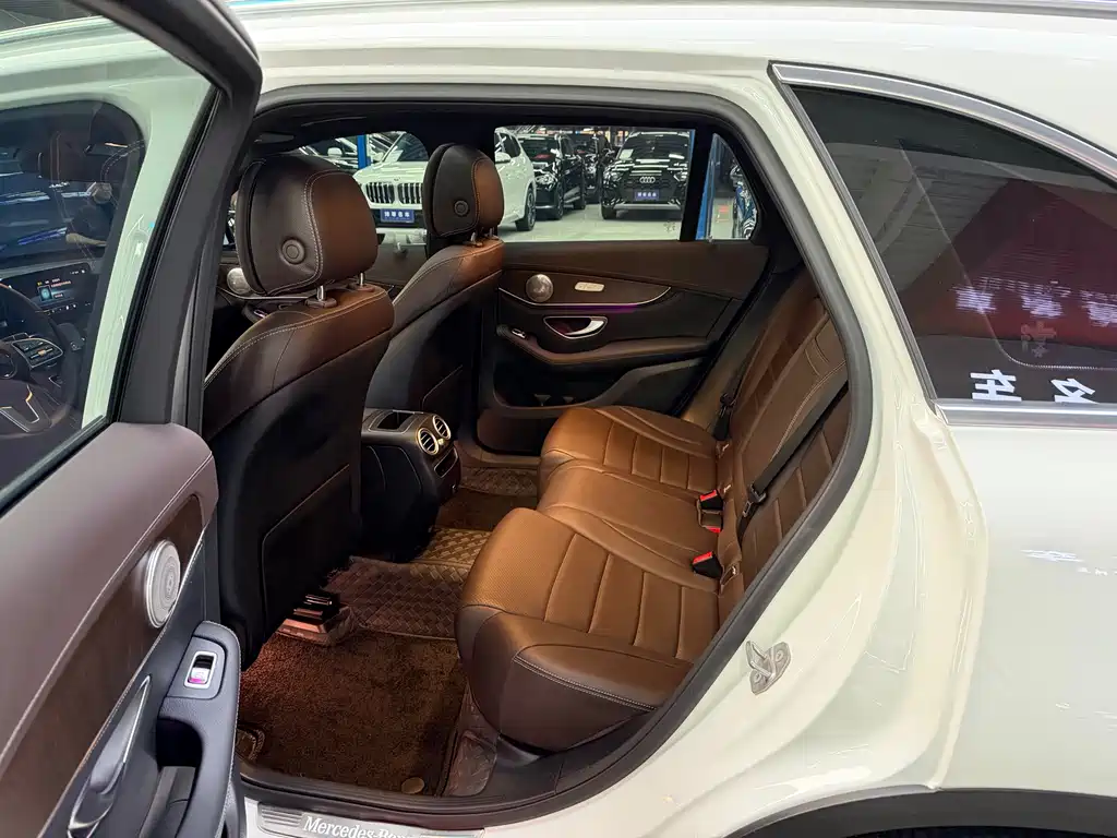 Mercedes-Benz GLC 2020 GLC 260 L 4MATIC Luxury