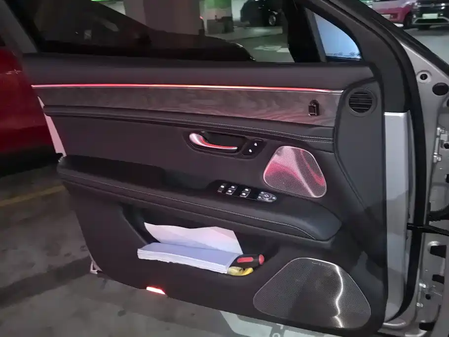 AITO Wenjie AITO M5 — миниатюра 7