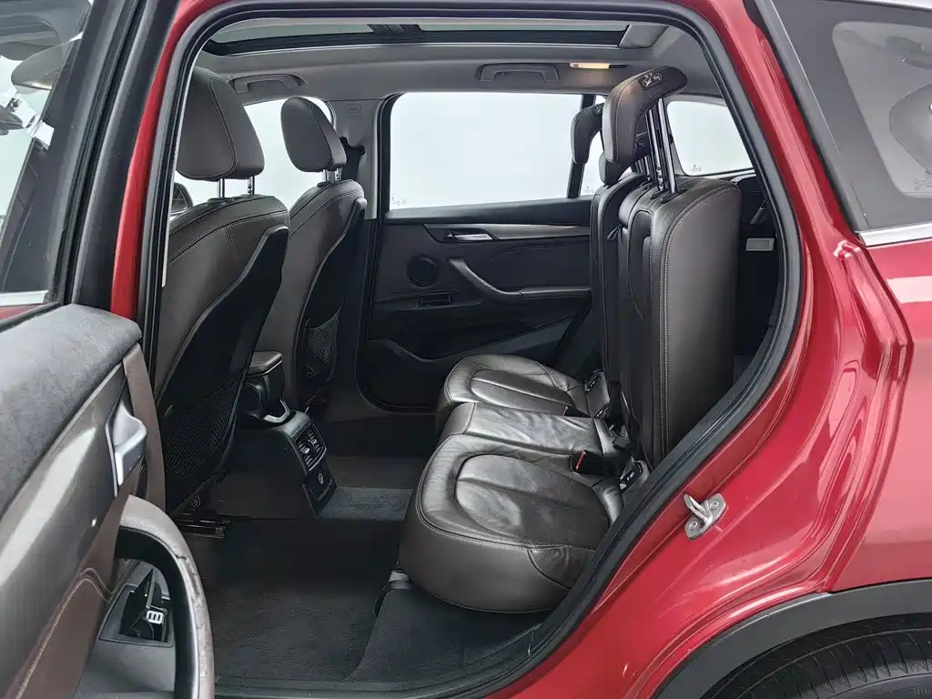 BMW X1 — миниатюра 15