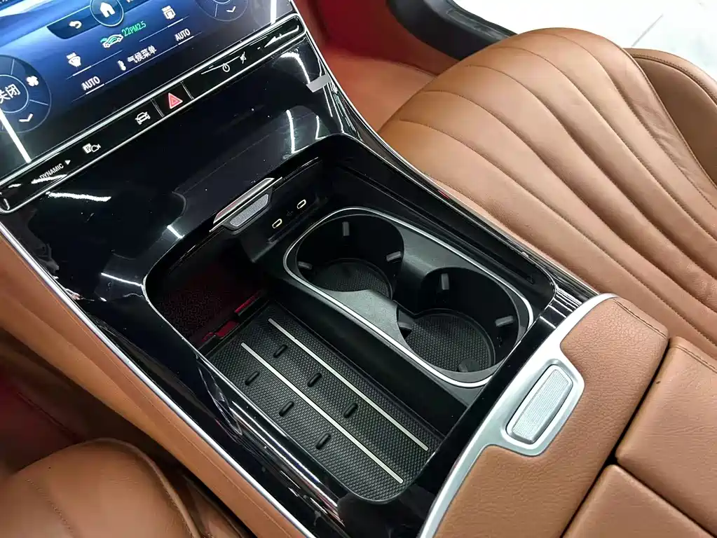Mercedes-Benz S-Class — миниатюра 7