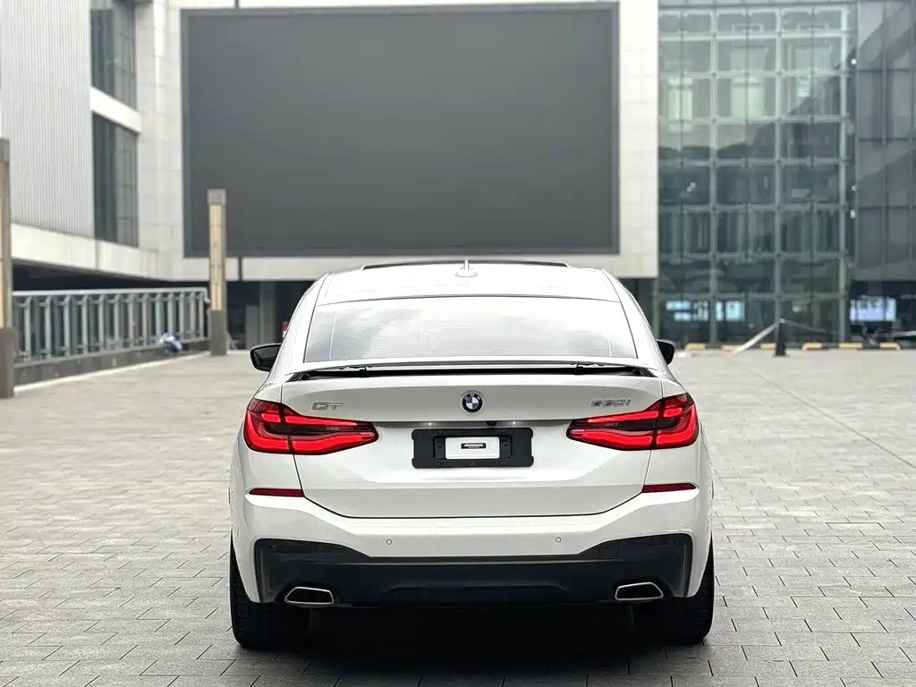 BMW 6 Series GT — миниатюра 7