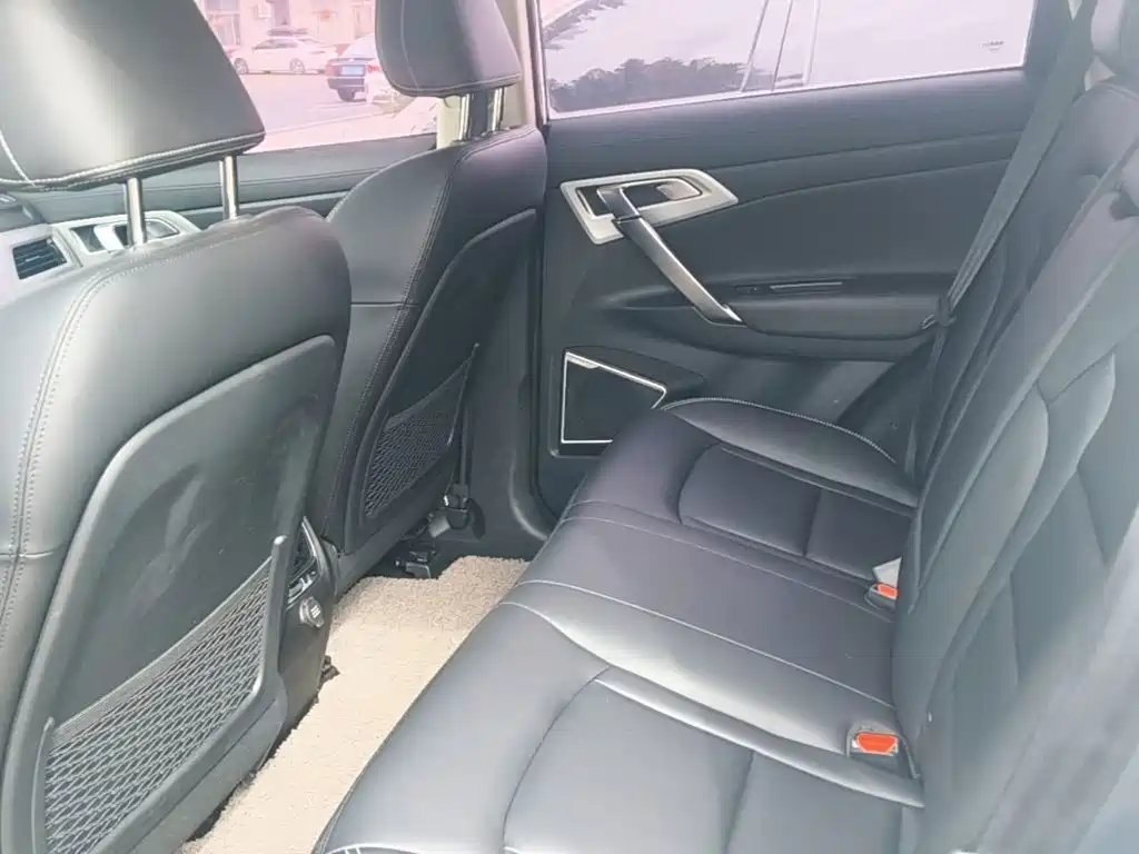 Geely Boyue — миниатюра 17