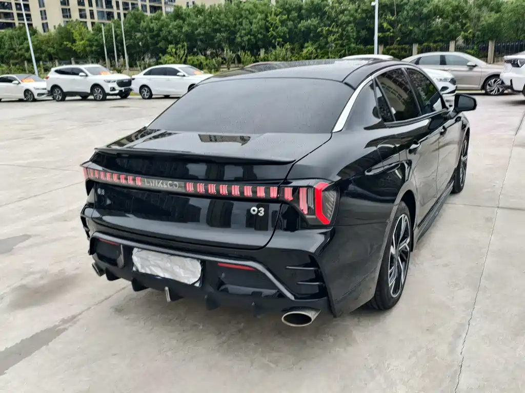 Lynk & Co 03 — миниатюра 5