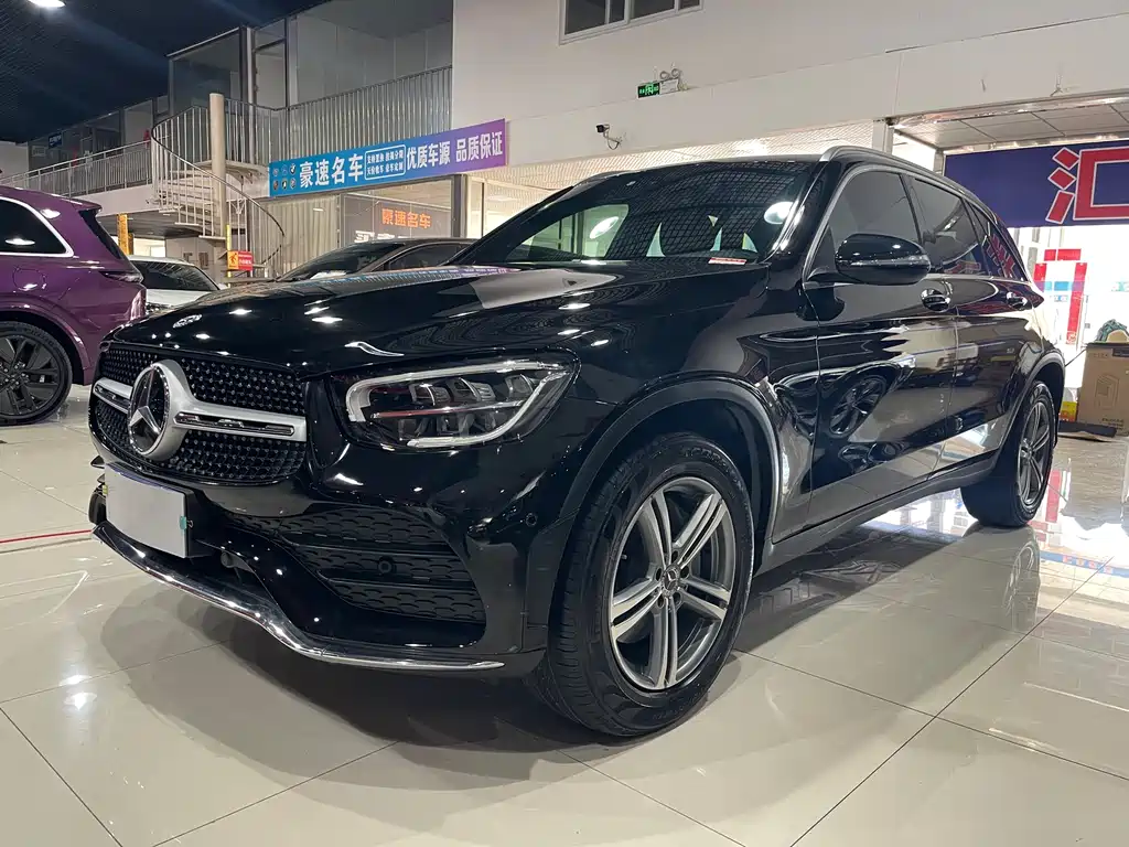 MERCEDES-BENZ GLC