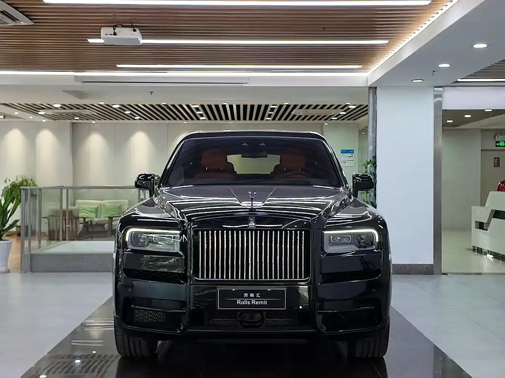 ROLLS-ROYCE CULLINAN
