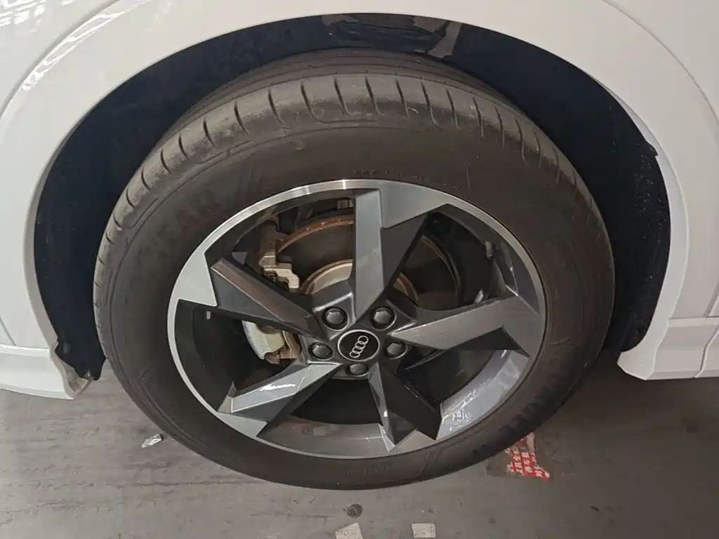 Audi Q3 — миниатюра 23