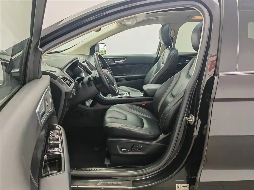 Ford Edge 2016 EcoBoost 330 V6 Sport 7 мест