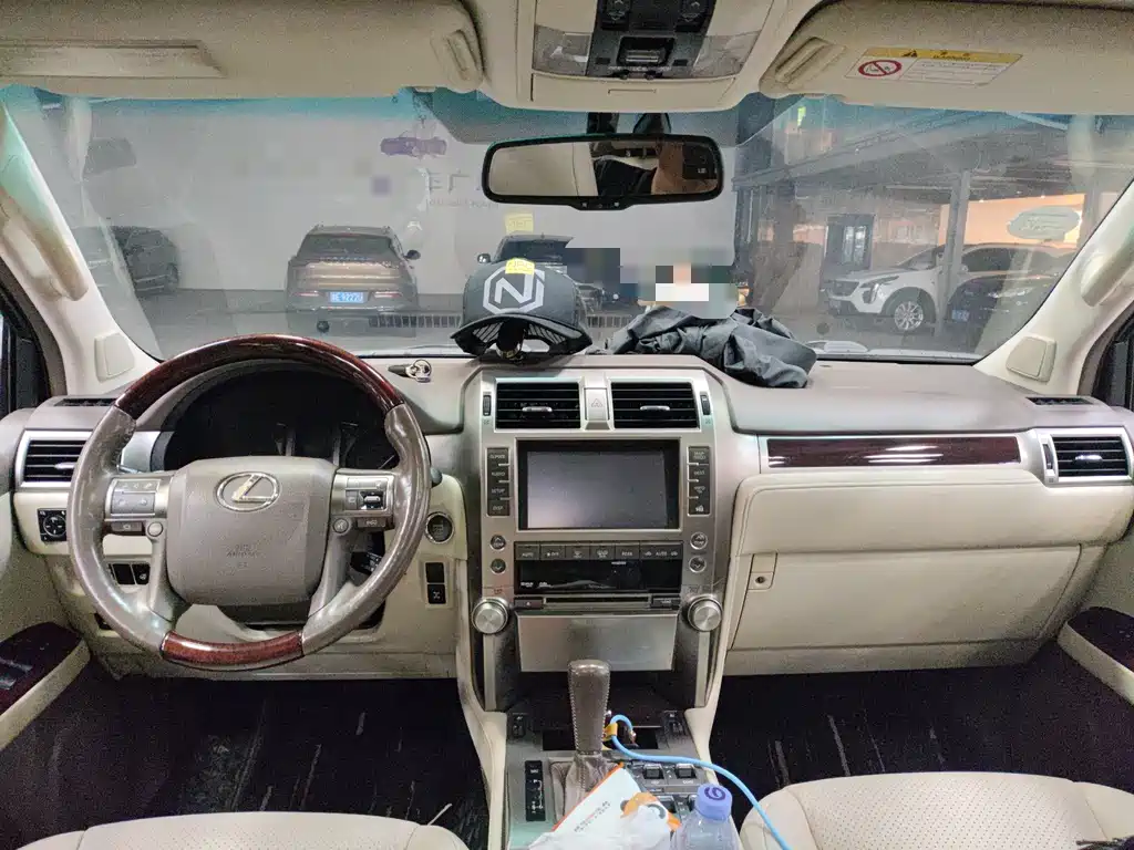 Lexus GX — миниатюра 7