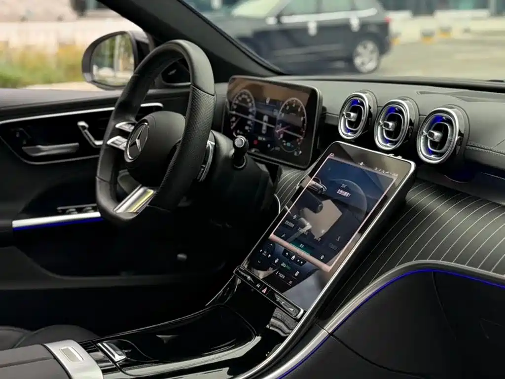 Mercedes-Benz C-Class — миниатюра 4