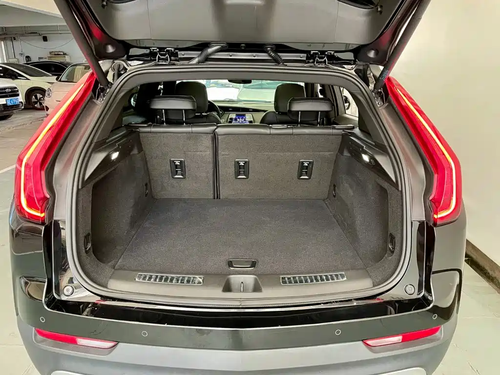 Cadillac XT4 — миниатюра 16