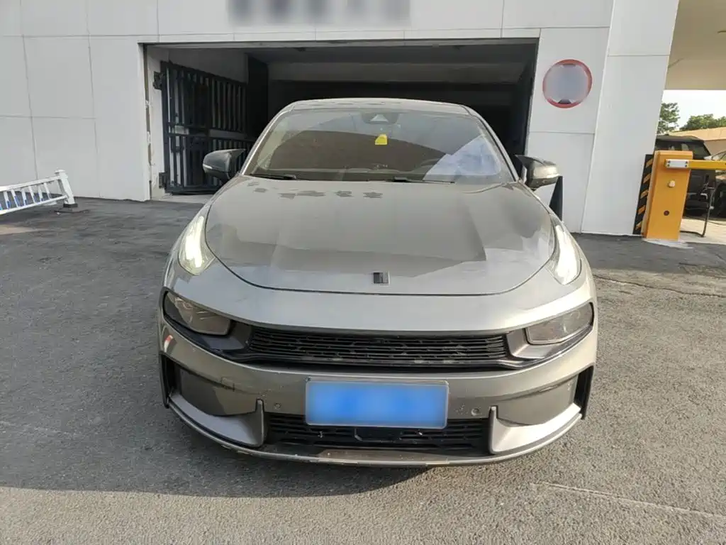 Lynk & Co 03 — миниатюра 3