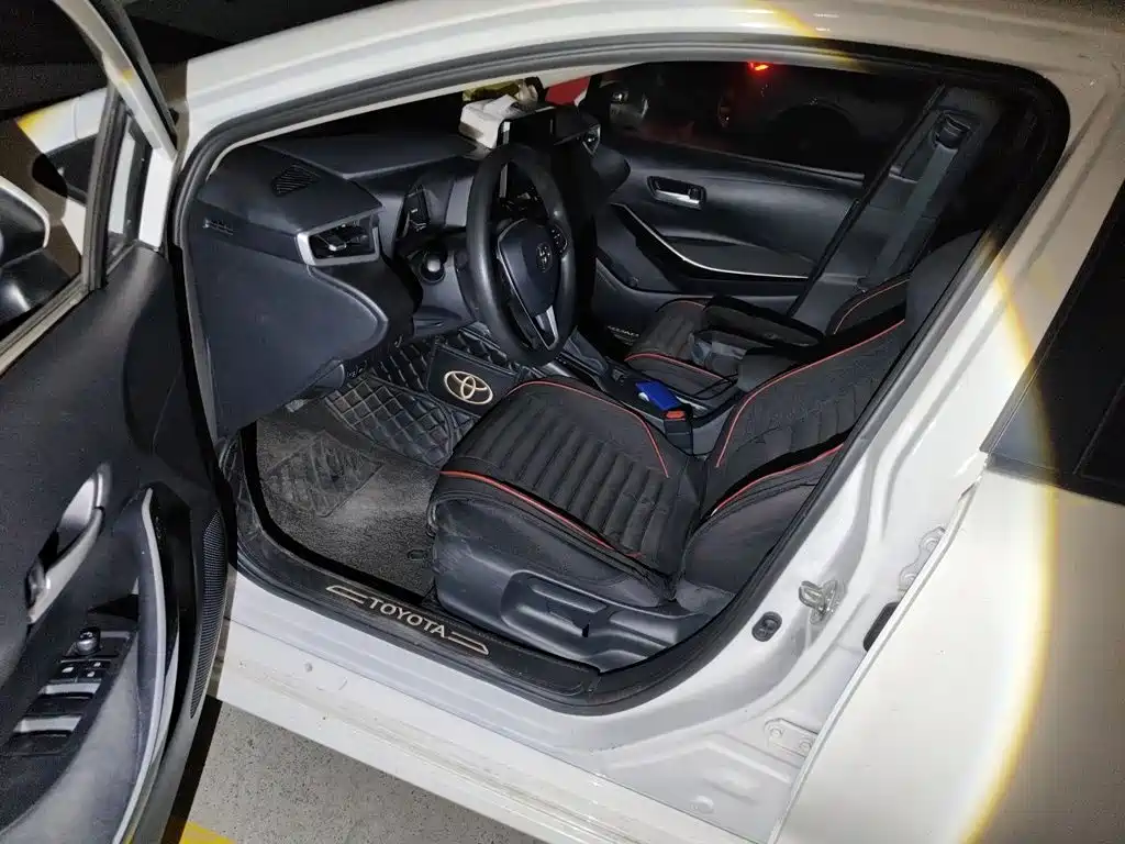 Toyota Corolla — миниатюра 12