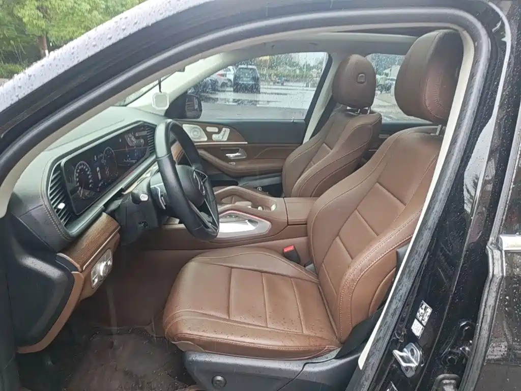 Mercedes-Benz GLE (Import) — миниатюра 15