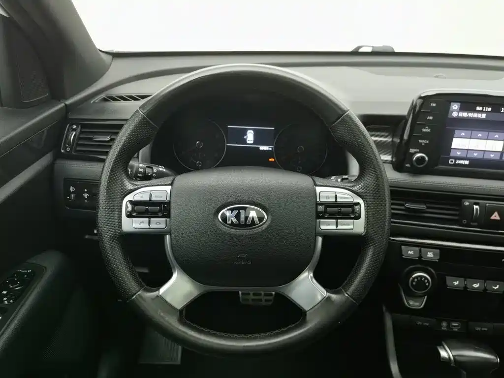 Kia KX7 — миниатюра 11